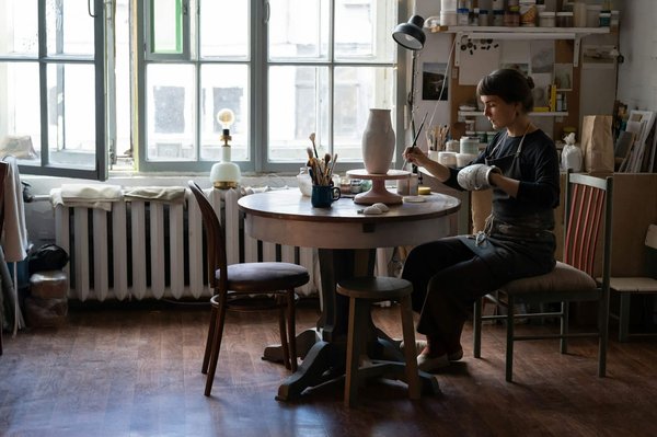 Crane céramique : la touche design pour votre cheminée de table